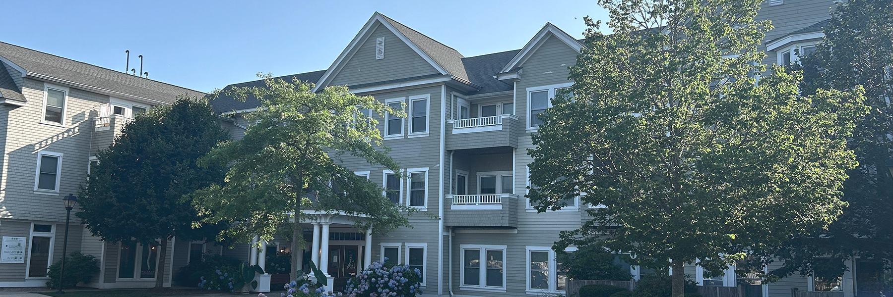 704 Main Street Apartments